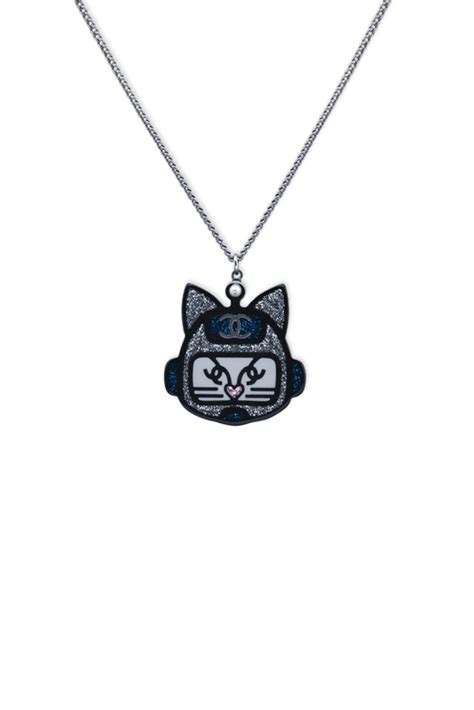 chanel cat necklace.